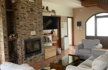 Peaceful Mountain Retreat - private guest house - Foto 8