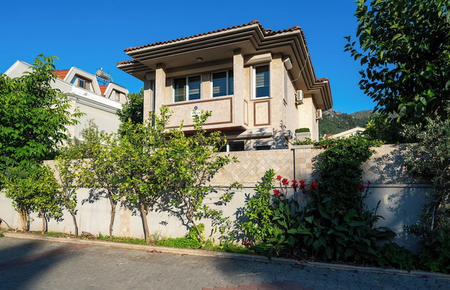 Villa Şükran Daily Weekly Rentals İçmeler - Foto 48