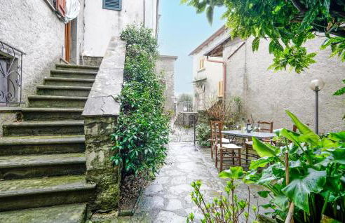 Nice Apartment In Verni With Wifi - Foto 1