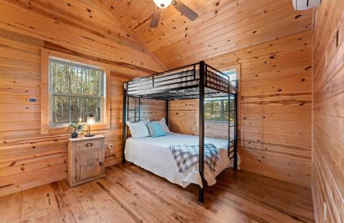 Cabin 2 Peaceful Cabin Near River with Fire Pit and Hot Tub - Foto 21