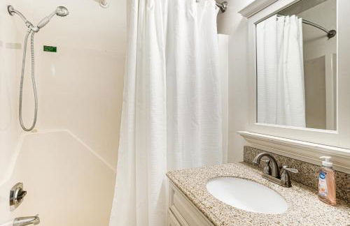 Hike, Bike and Explore Wintergreen Resort Condo - Foto 13