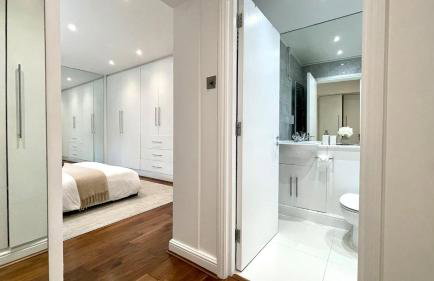 Minimal Designer Home with a Beautiful Garden - Foto 11