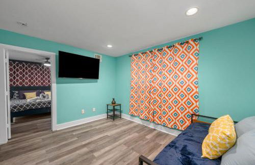 Convenient 1BR Unit Close to Shopping & Dining - Foto 15