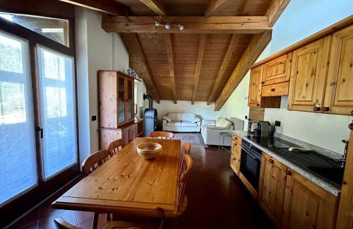 Mansarda con vista - Photo 1