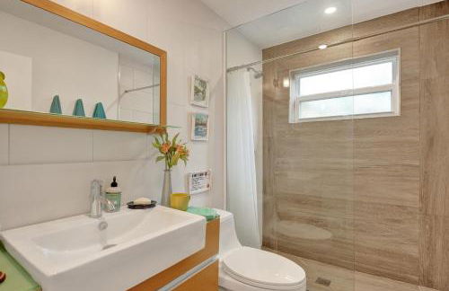 New! Waterfront Heated Pool, Fishing Pier, Designer Touches, 2mi to Beach - Photo 36