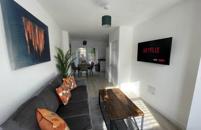 3 Bedroom New House with WiFi - Foto 28