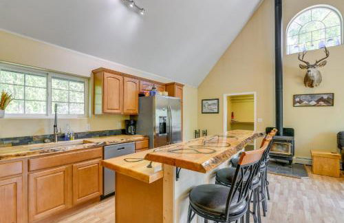 Spacious and Private Home with Lazy Mountain View - Foto 9