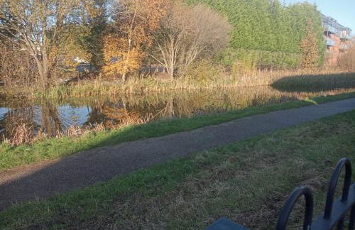 Olive and Carols Walsall Stays - Foto 20