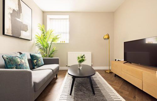 Plymouth by Charles Hope - Foto 1