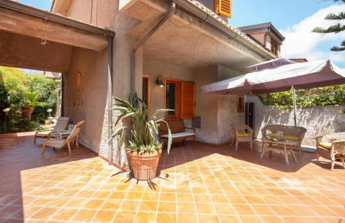 Awesome Home In Gizzeria - Photo 11