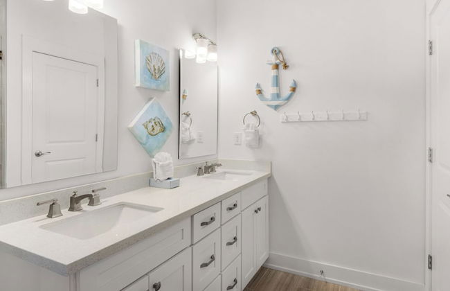 Beautiful Coastal Chic Home for 9 + Neighborhood Pool in Panama City Beach - Foto 20