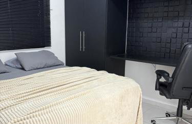 Apê moderno perto do shopping - WI-FI rápido e garagem - Foto 9