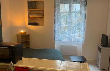 Studio meublé centre-ville Saint Junien - Foto 24