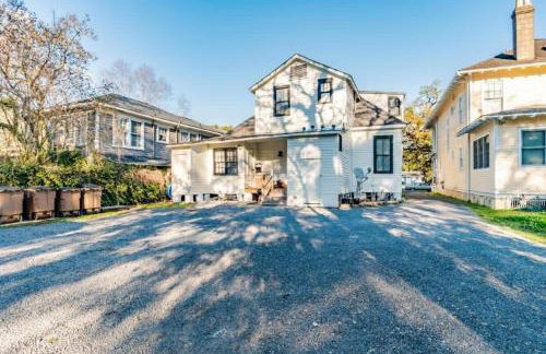 Dauphin District Darling #1-Downtown, Restaurants - Foto 11