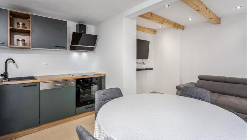 Cozy Apartment In Brsec With Wifi - Foto 3