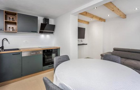 Cozy Apartment In Brsec With Wifi - Foto 3