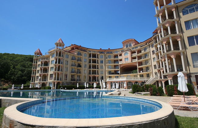 Menada Negresco Apartments - Photo 15