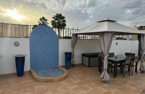 Large Villa in Maspalomas with Huge Private Pool, Jacuzzi & Gym - Foto 67