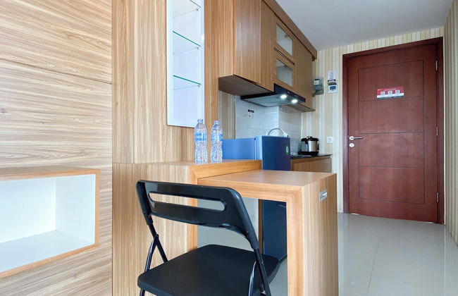 Cozy Stay Studio At Tamansari Mahogany Karawang Apartment - Foto 15