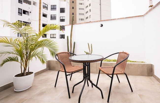 w Great 3BR Duplex With Terrace in Miraflores - Foto 15