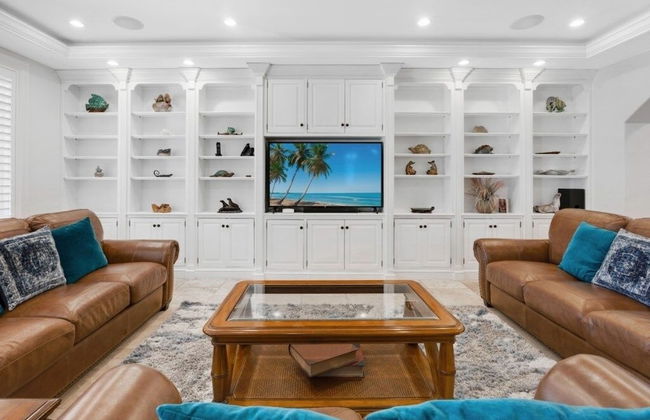 Villa Del Mar 5 Bedroom Home by RedAwning - Photo 18