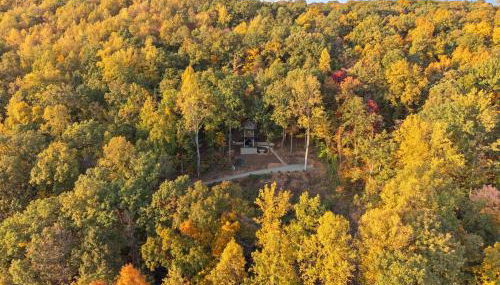 CloudPointe Retreat Treehouse - Photo 3