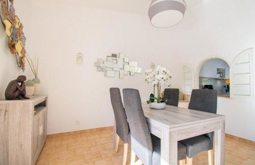 99 ADM Casa Mendes Fabulous Townhouse With Share - Foto 36