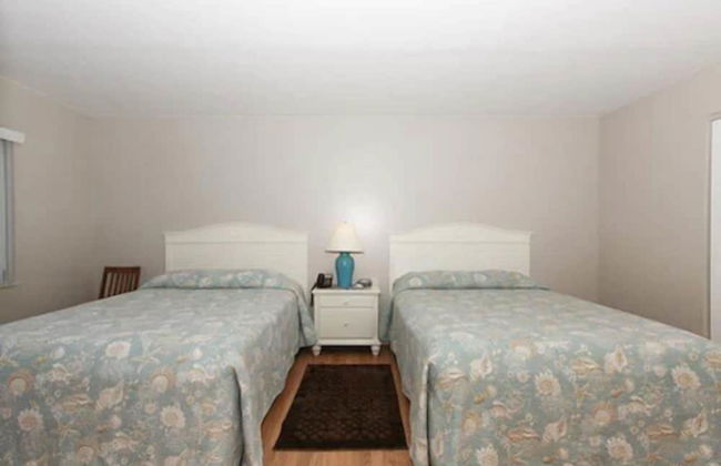 Gulfview Manor Resort - Photo 11