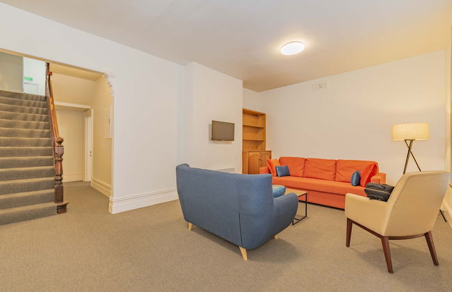 4 Bedroom House - Hobart CBD - Parking - Foto 12
