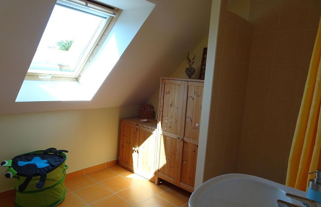 Spacious Holiday Home Located in the Heart of the bay of Mont St Michel - Foto 12