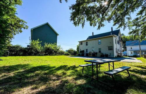 Nashua -Queen beds - Mins to MHT - W/D in Unit - - Foto 5