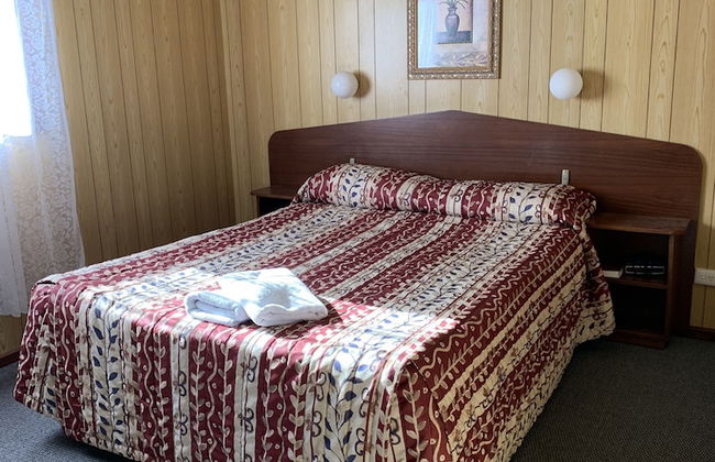 Limestone Coast Tourist Park - Photo 8