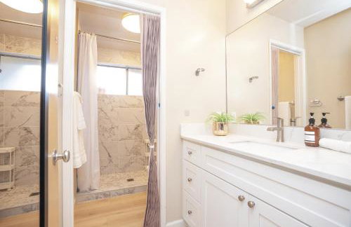 Spacious Mountain View DT 3BR Gem - Great for Work & Family - Foto 9