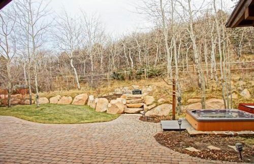 Private Hot Tub, Theater Room, Valet Parking and Ski & Boot Storage at Ritz Carlton - Foto 61