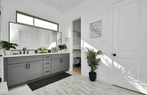 Blissful Getaway Home with Hot Tub & Backyard Near Downtown - Photo 11