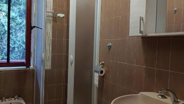 Marechiaro - Foto 2, Shower