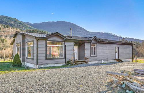 Nature Art Retreat on Breckenridge Creek with Pond! - Foto 36