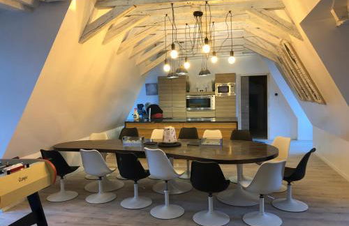 GITE LOFT DE 15 PERSONNES AU CHATEAU DE JALLANGES VOUVRAY - Foto 2