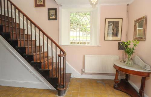 Cwmalis Hall - Photo 5