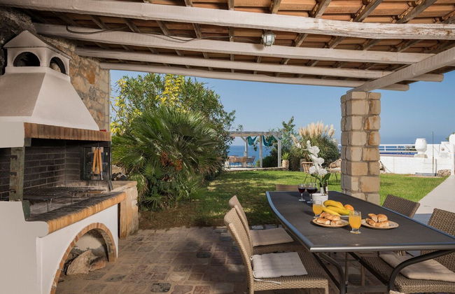 Luxury Villa With Amazing Sea Views, Private Pool, Near the Beach - Foto 33