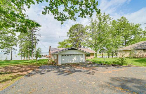 Lakefront Gem with Boat Dock and Fishing Pier in Many - Foto 26