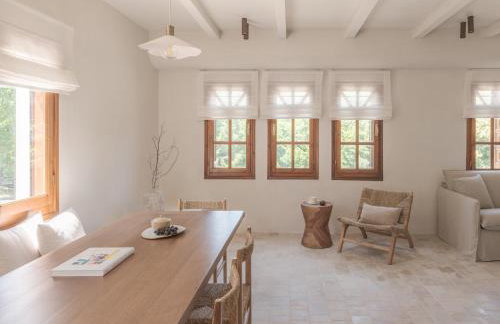 Om Living Pelion - Photo 57