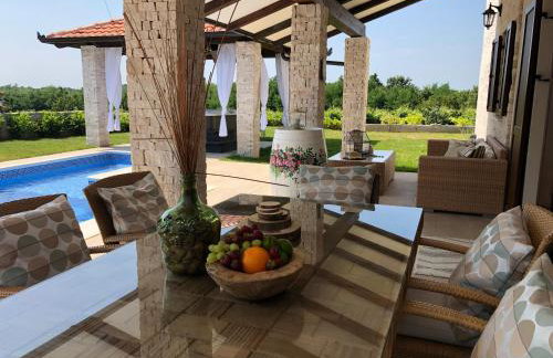 Villa Luka - Photo 35