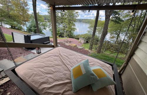 Lakefront Cabin with Hot Tub, Views & Fireplace - Foto 34