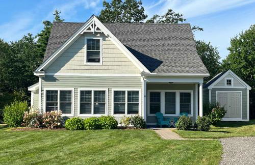 Maritime Meadows - Charming Resort-Style Home - Photo 15