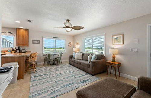 Steps to Flagler Beach! Cozy 1-BR Oceanfront Retreat Dog-Friendly - Photo 7