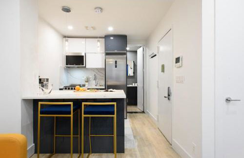 1597-12 NEW Studio Prime UES WD in unit - Photo 5