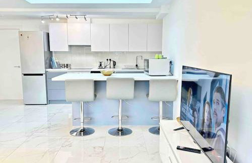 Paradigm House, Stunning 2-Bedroom Apartment 1, free Parking, Oxford - Foto 3