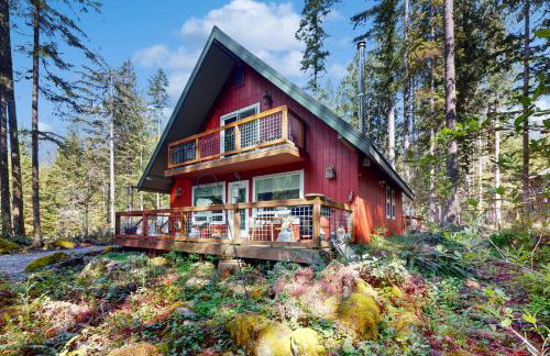 Wooded-View Decks: Family Cabin Retreat in Deming - Foto 3
