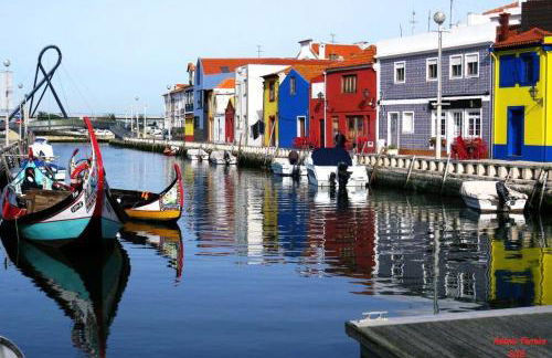 O CANTINHO DA RIA - JACUZZI with water at 35 degrees and POOL - Foto 59